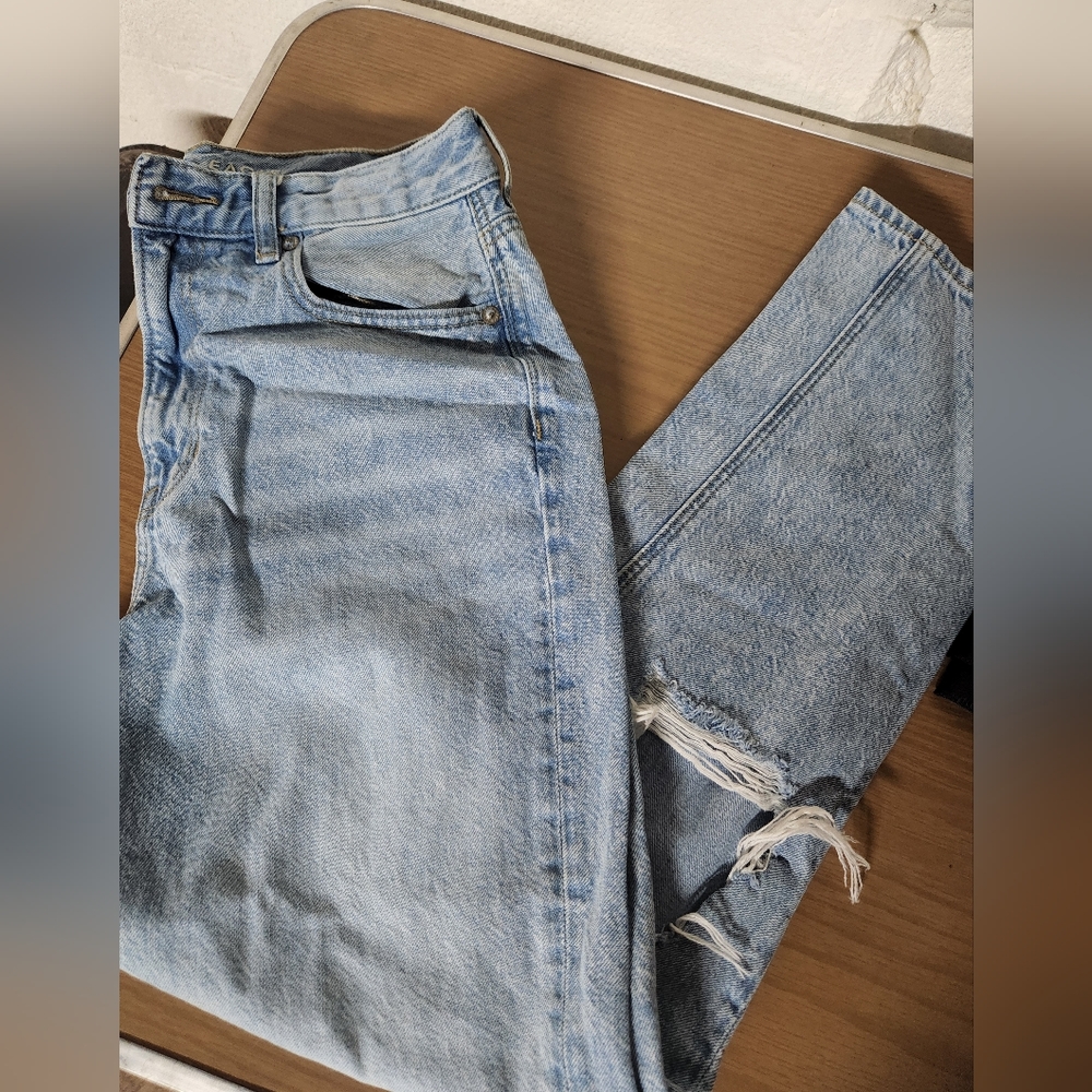 Womans Jeans